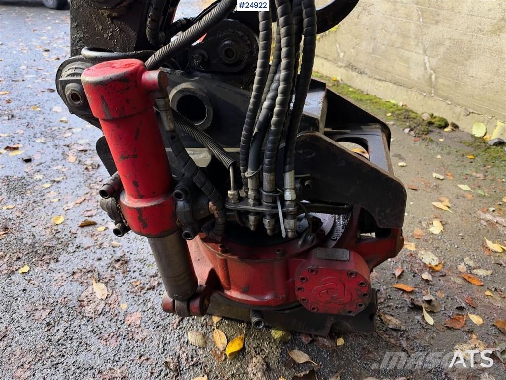 Huddig 1260B Tractor – Front bucket, grading bucket and p Traktori