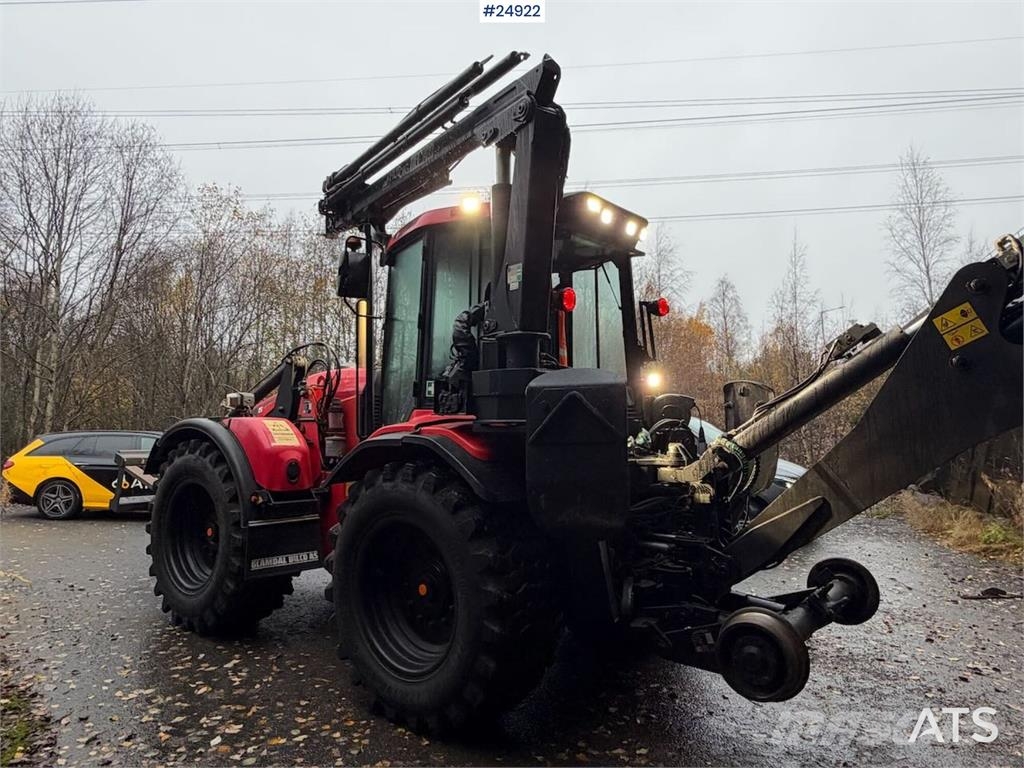 Huddig 1260B Tractor – Front bucket, grading bucket and p Traktori