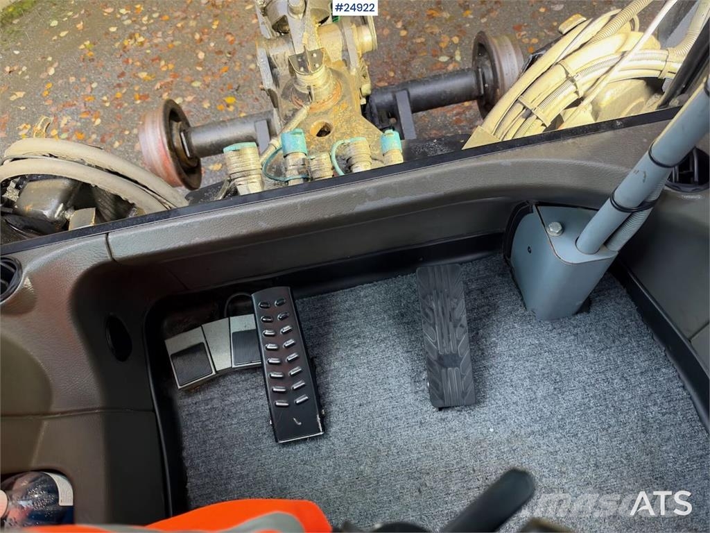 Huddig 1260B Tractor – Front bucket, grading bucket and p Traktori