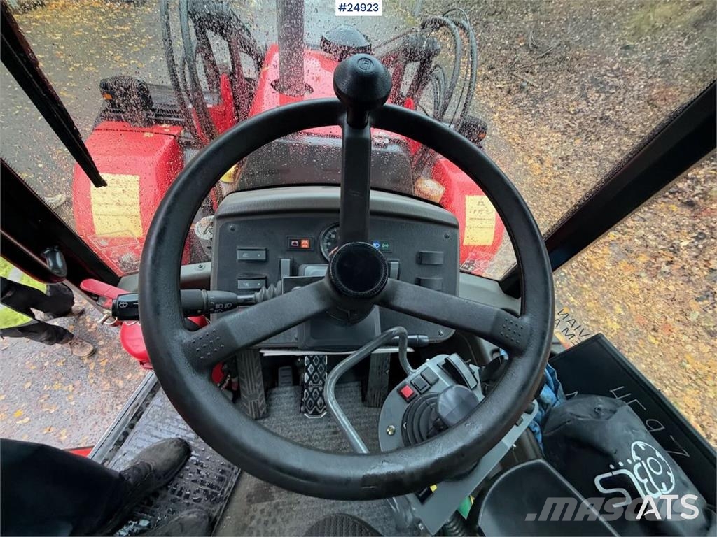 Huddig 1260B Tractor – Front bucket, grading bucket, tilt Traktori