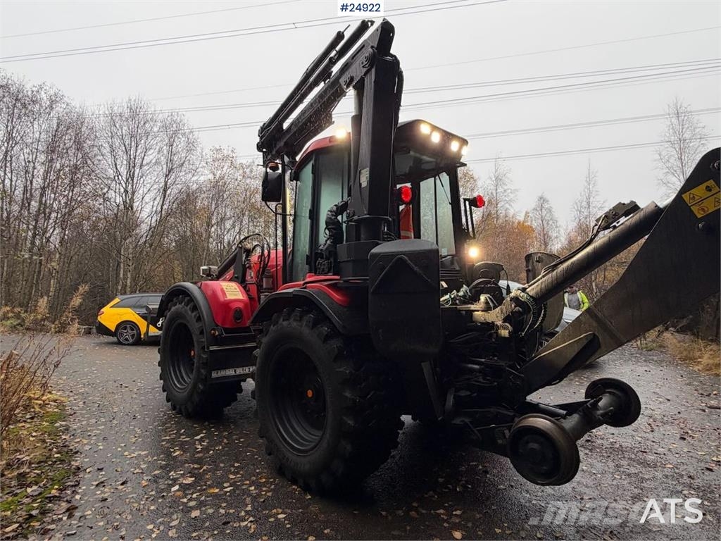Huddig 1260B Tractor – Front bucket, grading bucket and p Traktori