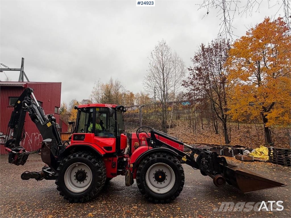 Huddig 1260B Tractor – Front bucket, grading bucket, tilt Traktori