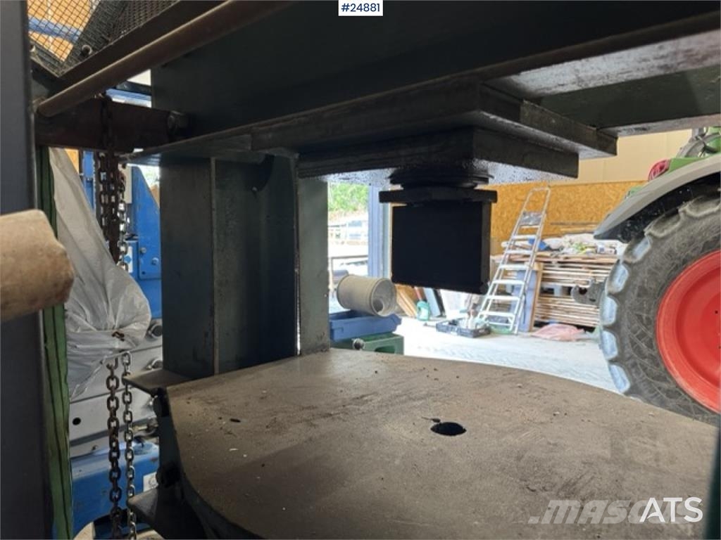 Hydraulisk verkstedpresse 60 tonn med hydraulikkag Anlegg - Annet