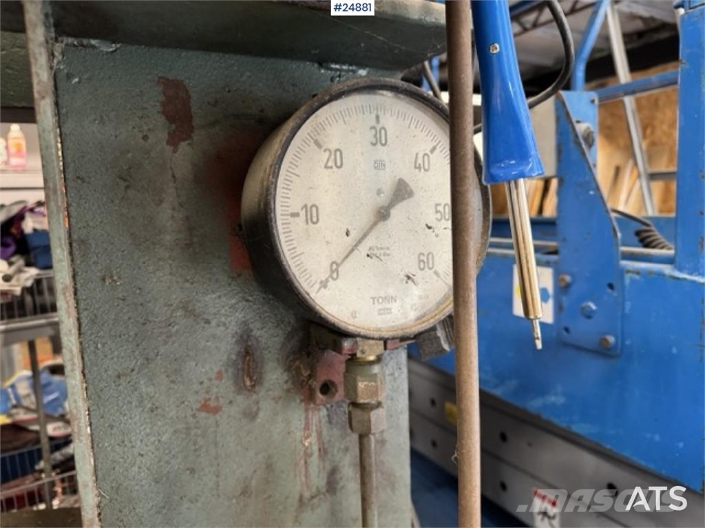 Hydraulisk verkstedpresse 60 tonn med hydraulikkag Anlegg - Annet