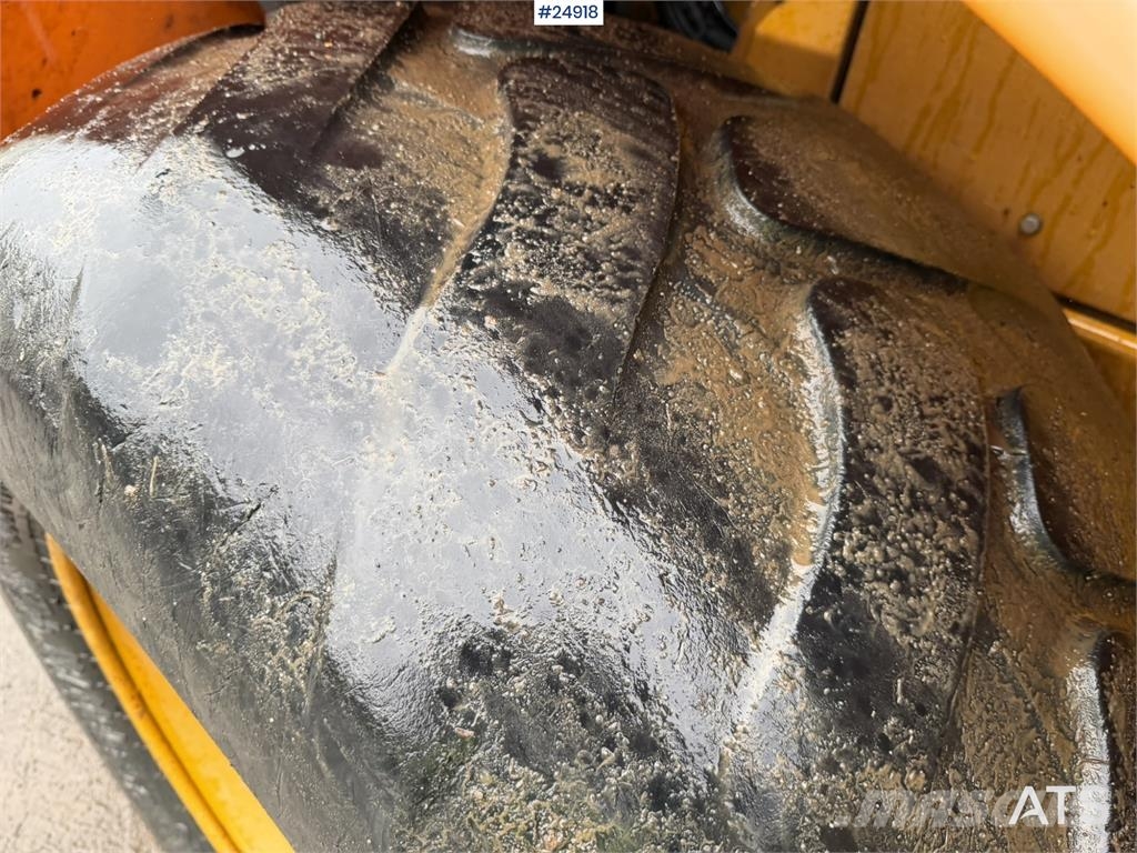 Hydrema 912E Dumper truck with white registration plates Dúmpers de obra
