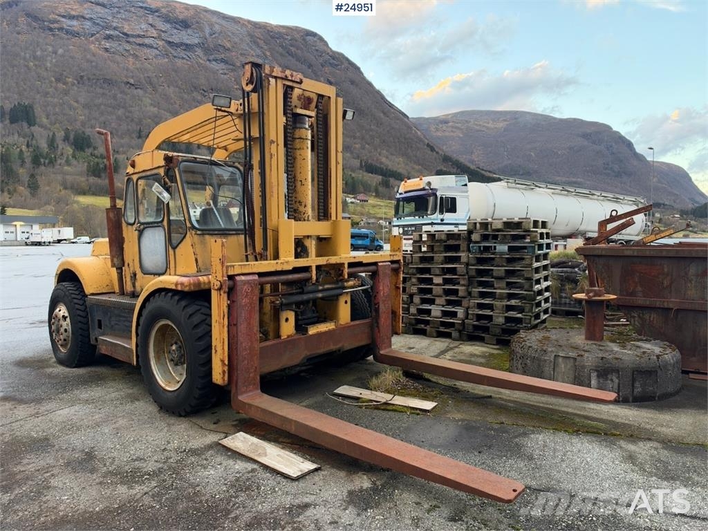 Hyster Forklift with hydraulic forks – Needs repair Gaffeltrucks - andre