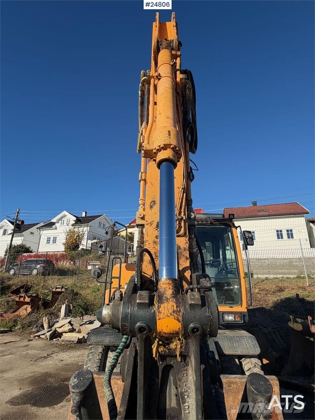 Hyundai Robex 140W-9A Wheeled excavator – tiltrotator and Hjulgravere