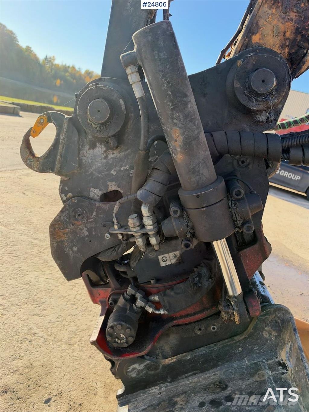 Hyundai Robex 140W-9A Wheeled excavator – tiltrotator and Hjulgravere