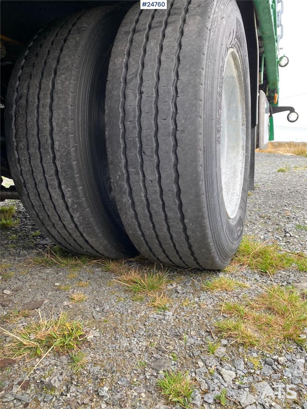 Istrail 3 axle machine trailer Низкорамные прицепы
