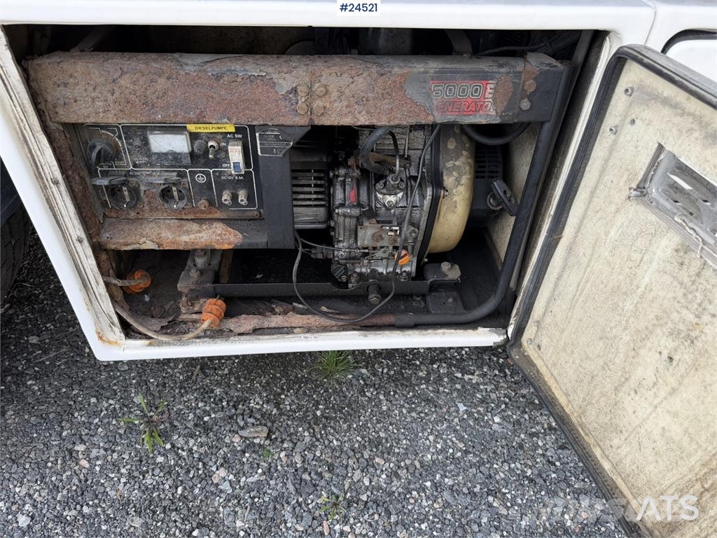 Iveco 190S35 Box truck – repair project with tail lift Box body trucks
