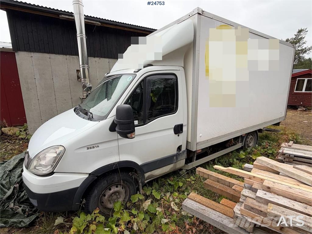 Iveco 35S14 4x2 Box truck - Side door and Zepro tail lif Skapbiler