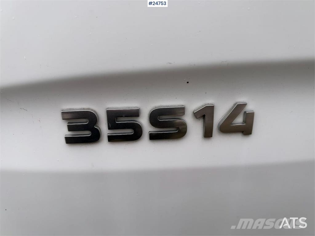 Iveco 35S14 4x2 Box truck - Side door and Zepro tail lif Skapbiler