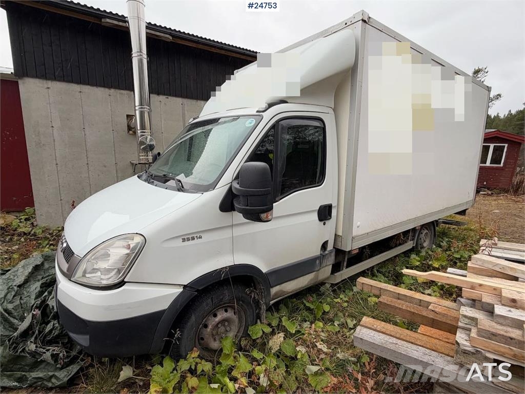 Iveco 35S14 4x2 Box truck - Side door and Zepro tail lif Skapbiler