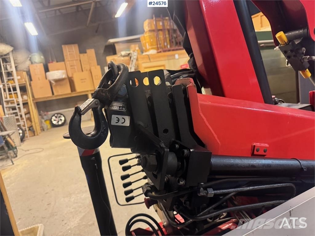 Iveco 50C18 Flatbed Truck with Rear-Mounted HMF Crane – Flakbilar