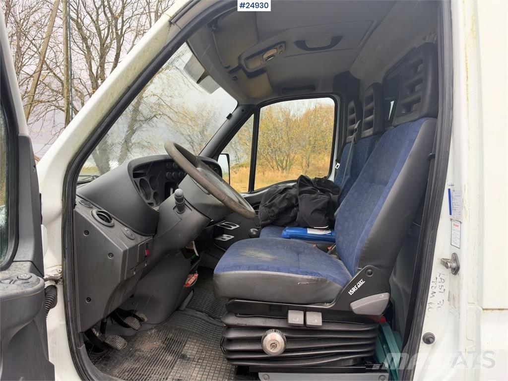 Iveco Daily 50C17 Van with tail lift Varevogne