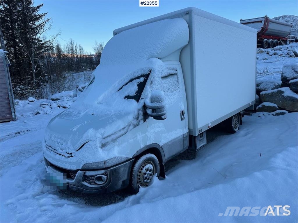 Iveco Daily box truck w/ lift and 2 sets of tires – Will Fast kasse