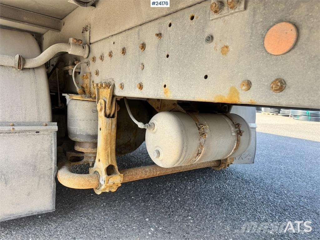 Iveco Eurocargo 150-280 4x2 Box Truck with Tail Lift and Kofferaufbau