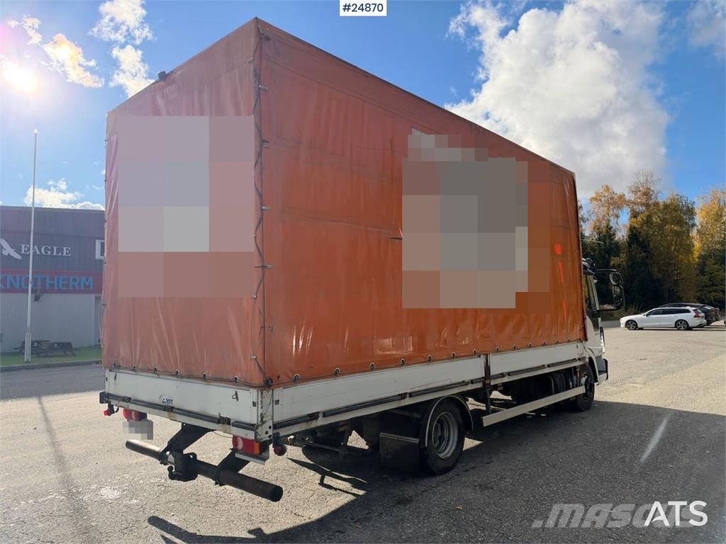 Iveco Eurocargo 4x2 Curtain-sided truck Kapellbil