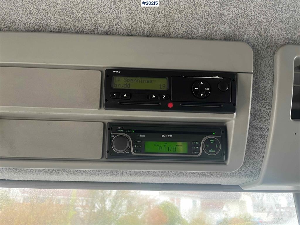 Iveco Eurocargo 4x2 Flatbed Camiones plataforma