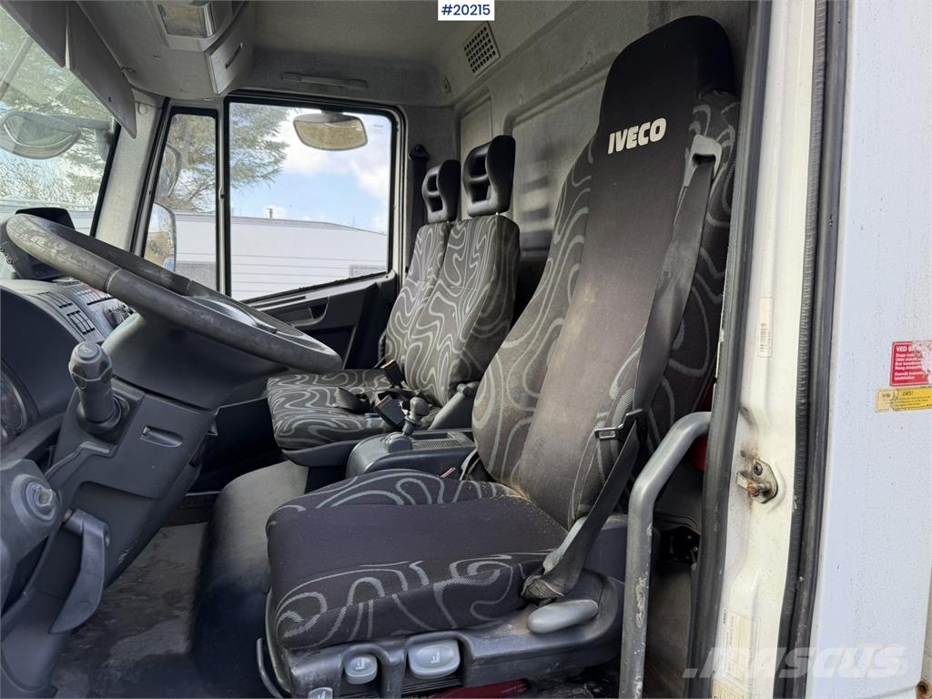 Iveco Eurocargo 4x2 Flatbed Tovornjaki s kesonom/platojem