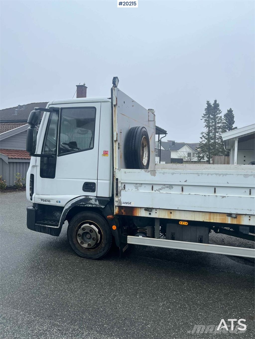 Iveco Eurocargo 4x2 Flatbed Camiones plataforma