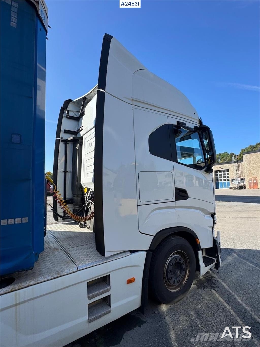Iveco S-Way 570 6x2 Tractor Unit Truck Tractor Units
