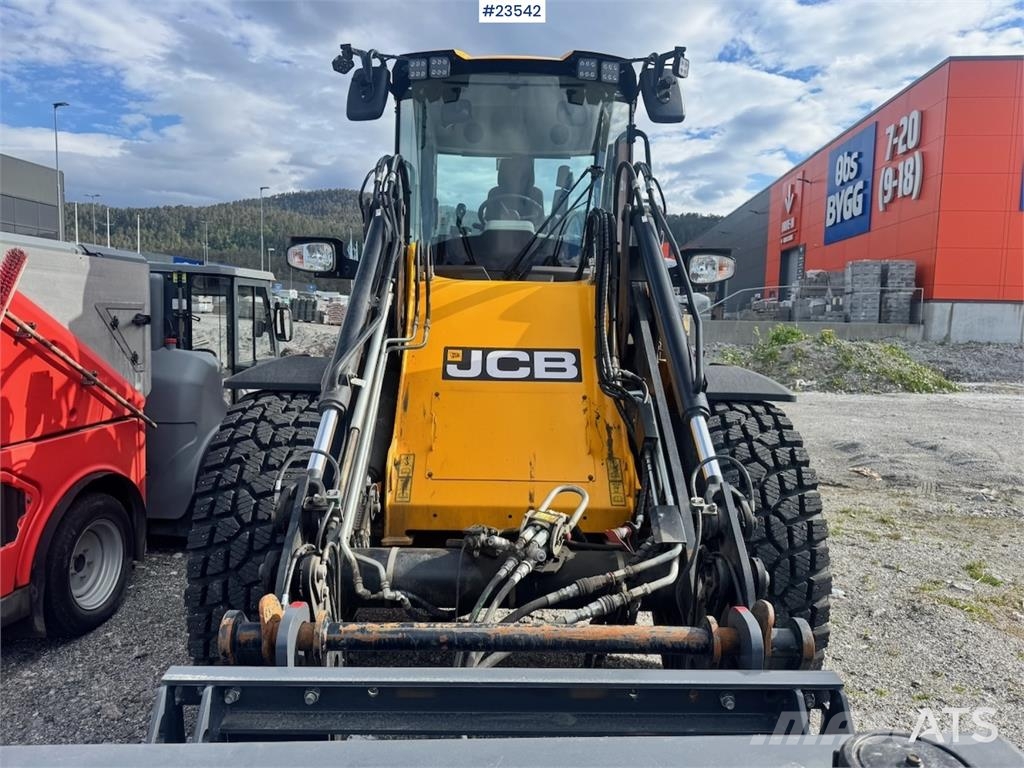 JCB 413S Cargadoras sobre ruedas
