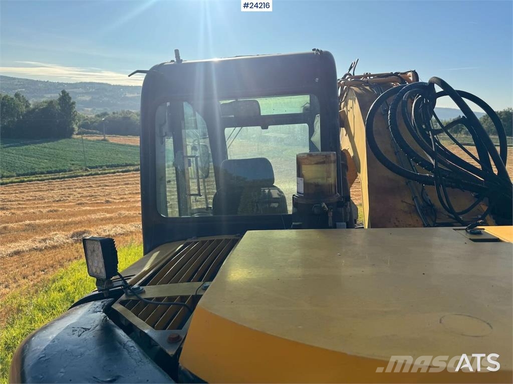 JCB JZ235LC 履带挖掘机