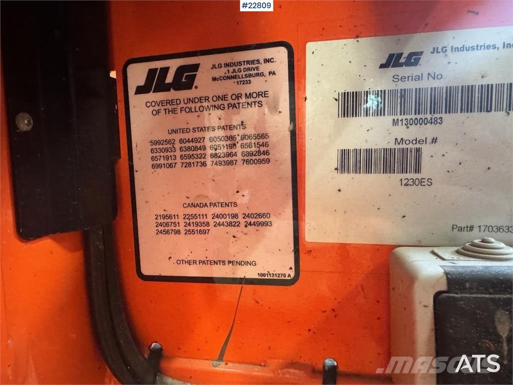 JLG 1230ES scissor lift. 230 hours. Elevadores de tesoura