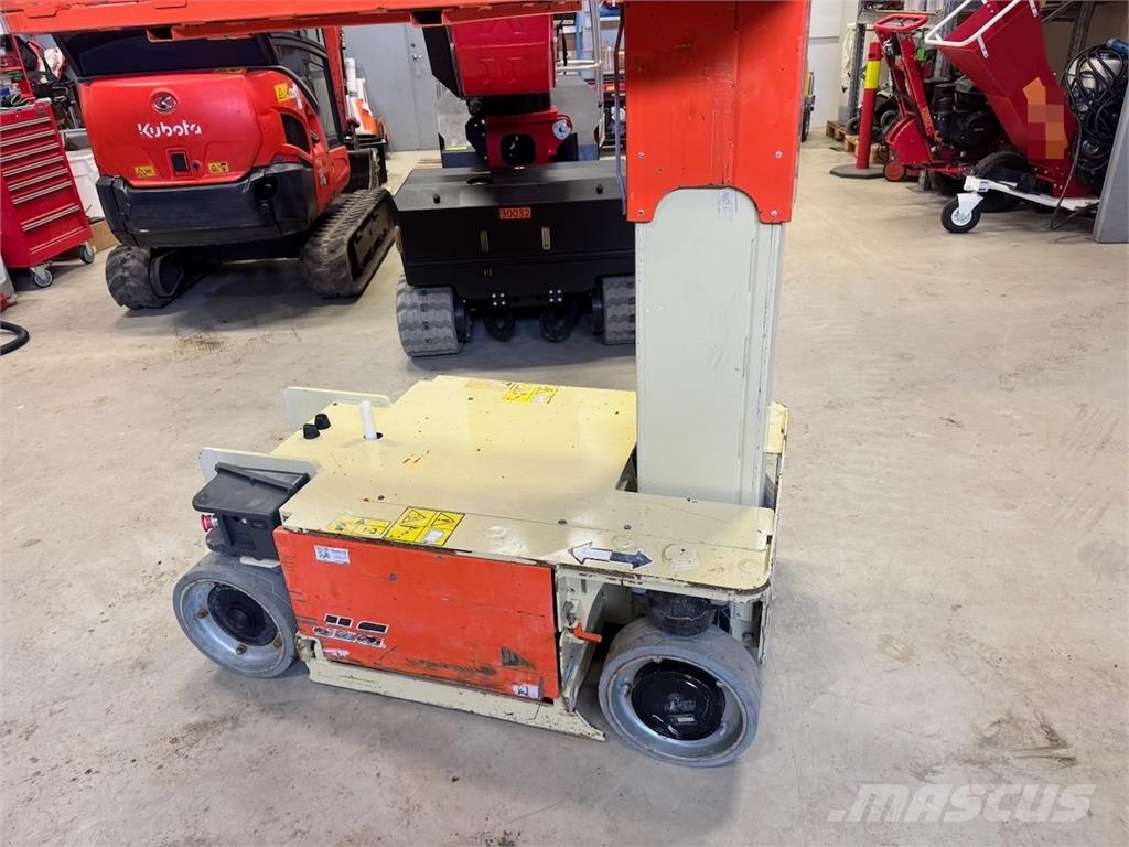 JLG 1230ES scissor lift. 230 hours. Elevadores de tesoura