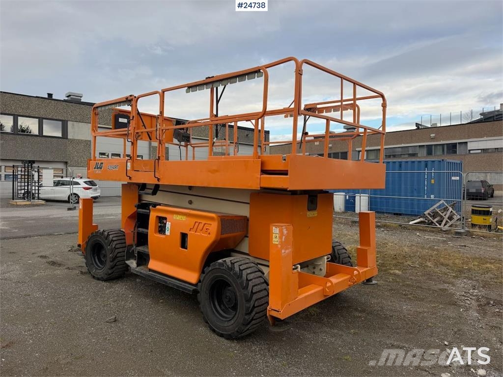 JLG 439RT scissor lift – 16 meters. WATCH VIDEO Škarjaste dvižne ploščadi