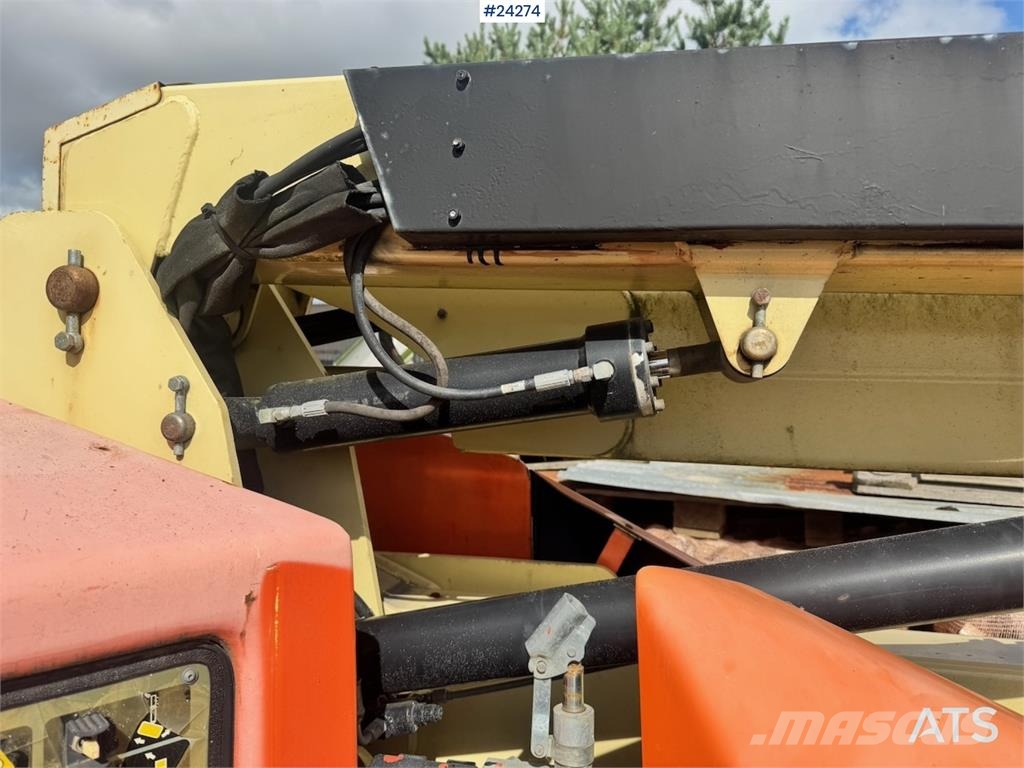 JLG E45AJ Articulating Boom Lift – Repair Object WATCH ブームリフト 屈伸型