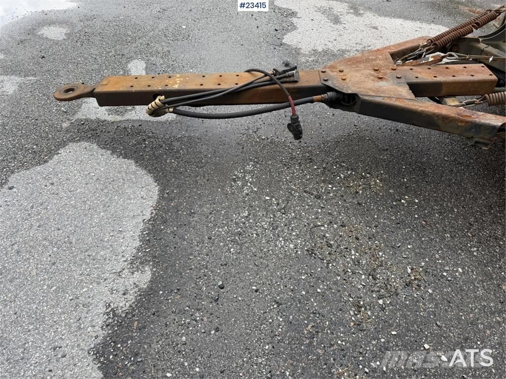 Kaupe 3 akslet hook trailer with tipper for sale as a re مقطورات لوادر
