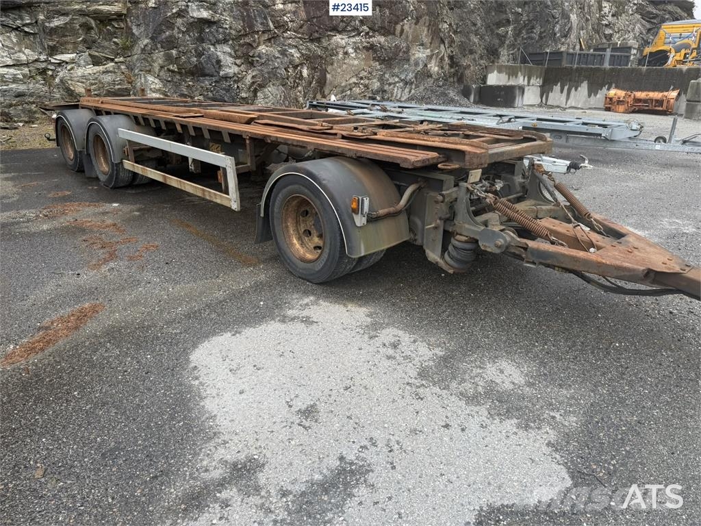 Kaupe 3 akslet hook trailer with tipper for sale as a re مقطورات لوادر