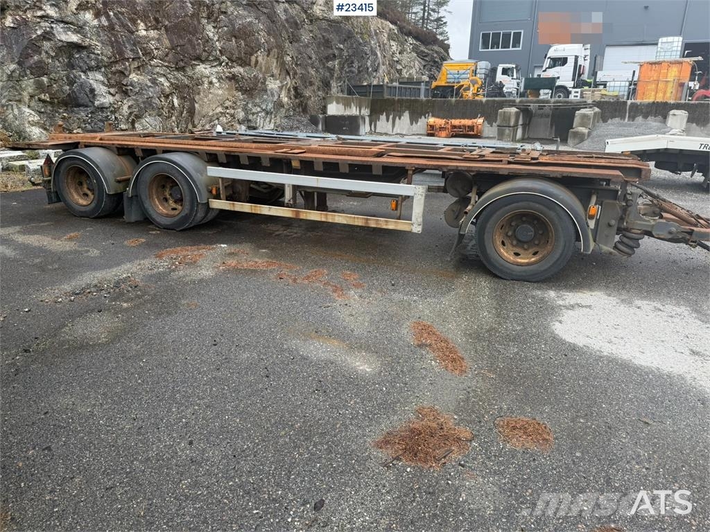 Kaupe 3 akslet hook trailer with tipper for sale as a re مقطورات لوادر