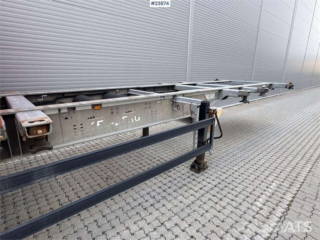 Kel-Berg Containersemi Containerchassis