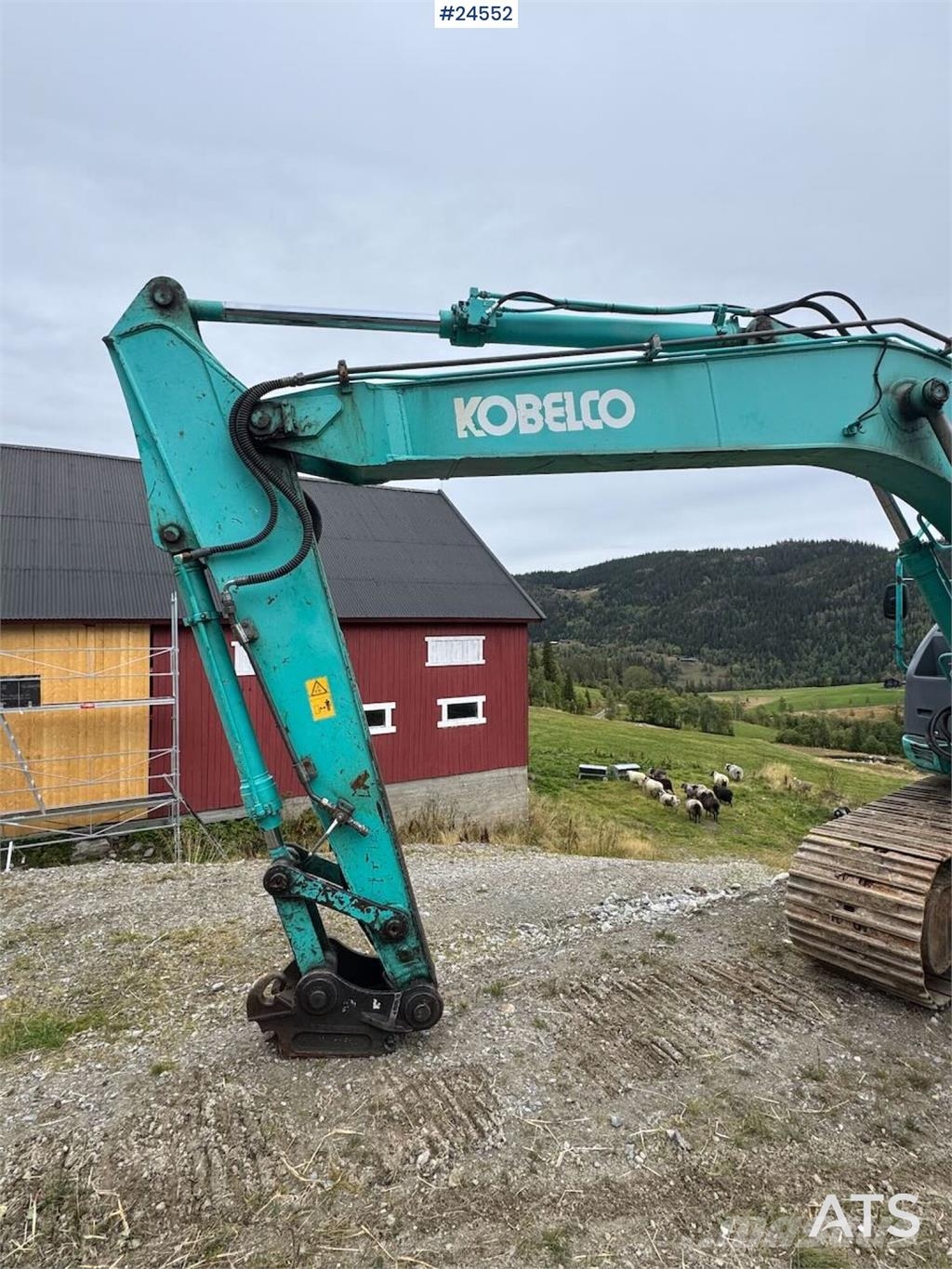 Kobelco SK135SRLC Tracked excavator – New tracks and sproc Beltegraver