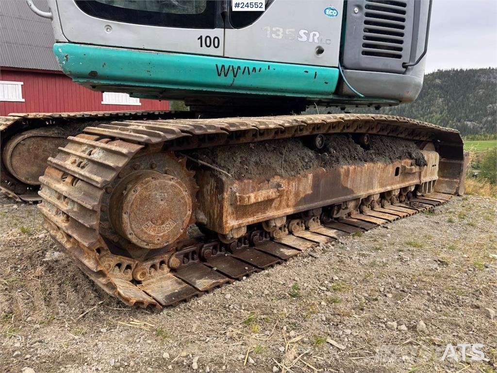 Kobelco SK135SRLC Tracked excavator – New tracks and sproc Beltegraver