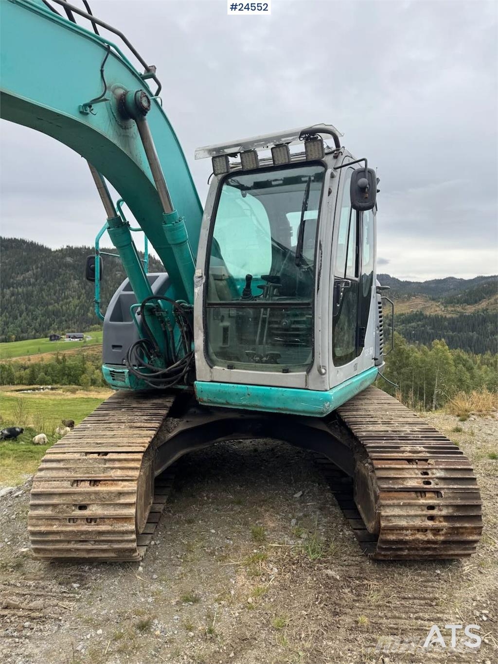 Kobelco SK135SRLC Tracked excavator – New tracks and sproc Beltegraver