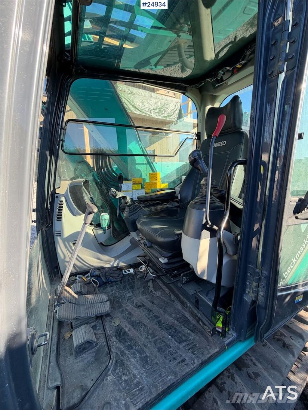 Kobelco SK75SR-3E Tracked excavator – tiltrotator and 2 bu Beltegraver