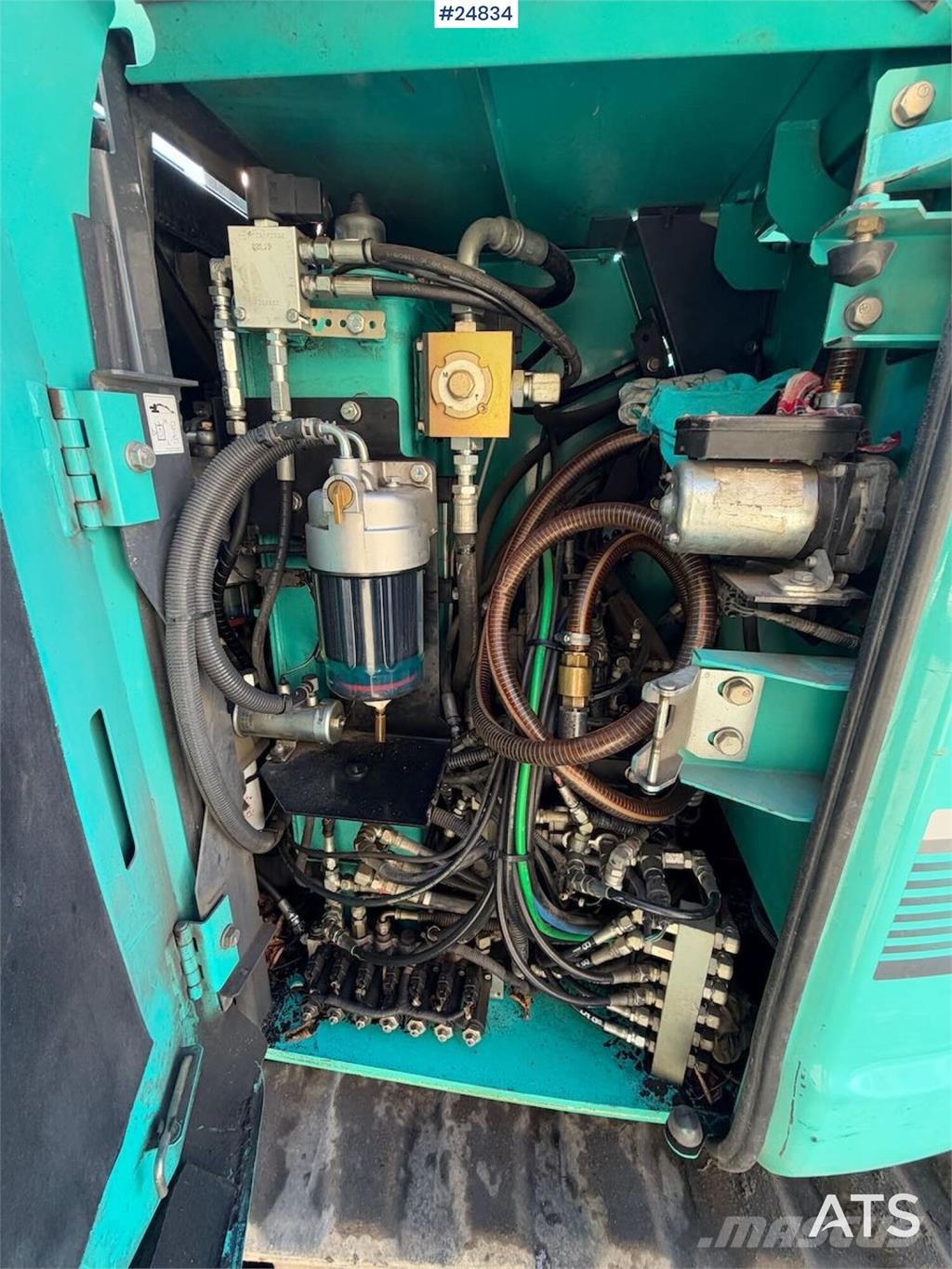 Kobelco SK75SR-3E Tracked excavator – tiltrotator and 2 bu Beltegraver