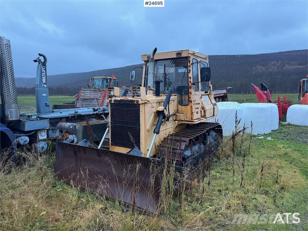 Komatsu D41 Dozer lánctalpas dózerek