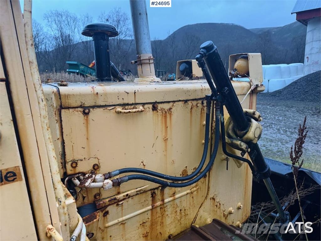 Komatsu D41 Dozer lánctalpas dózerek