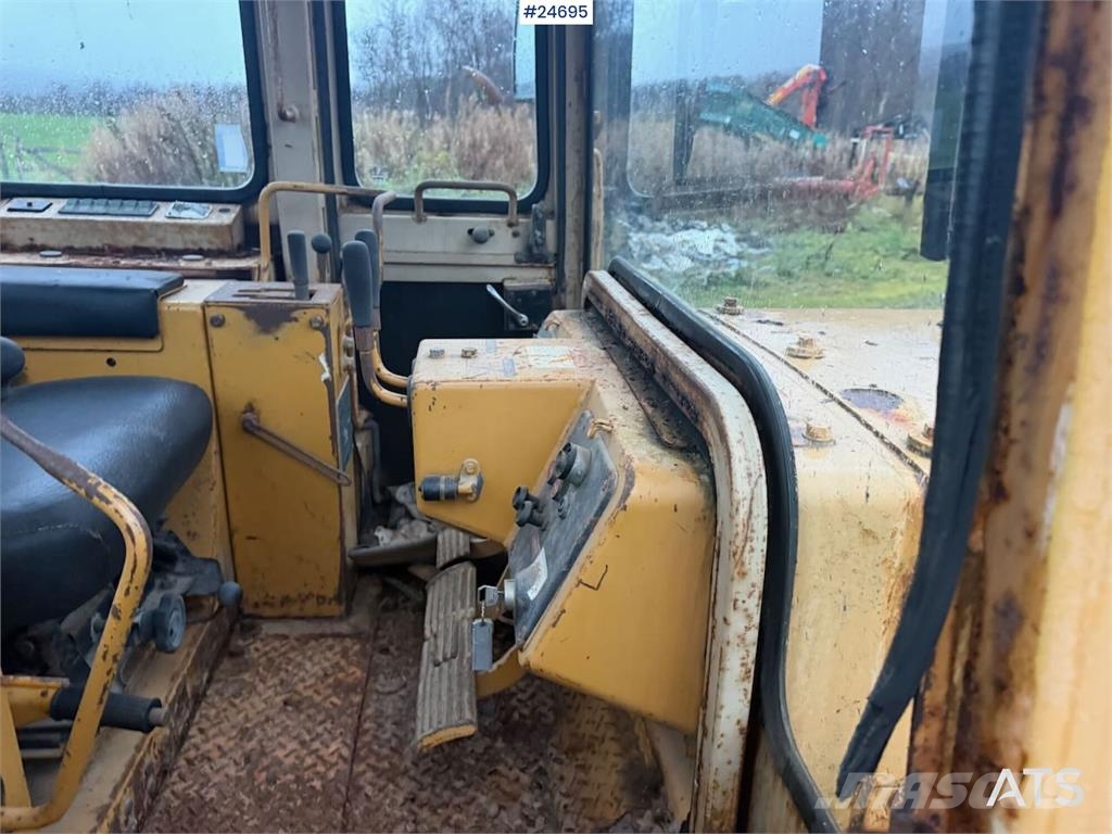 Komatsu D41 Dozer lánctalpas dózerek