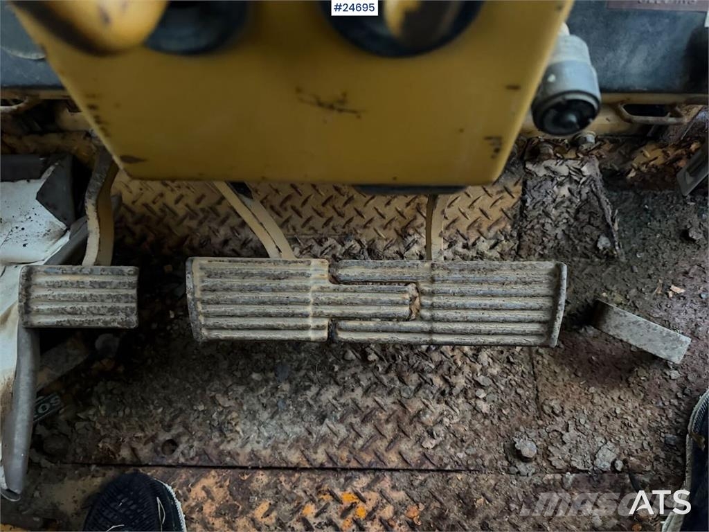 Komatsu D41 Dozer lánctalpas dózerek