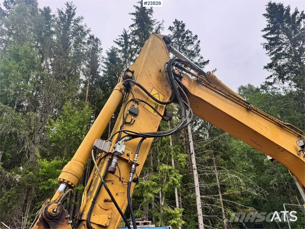 Komatsu PC138US Excavator w/ Rototilt and 3 buckets – Well حفارات زحافة