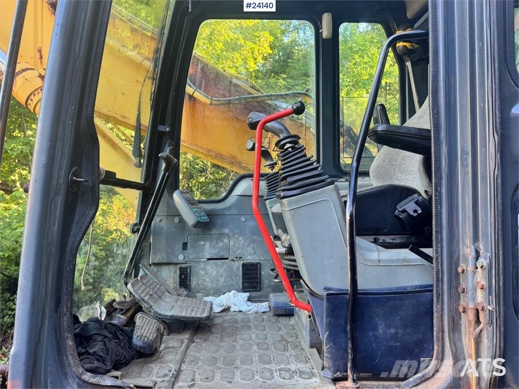 Komatsu PC210LC-6K Excavator with Rototilt and 3 Buckets Εκσκαφείς με ερπύστριες