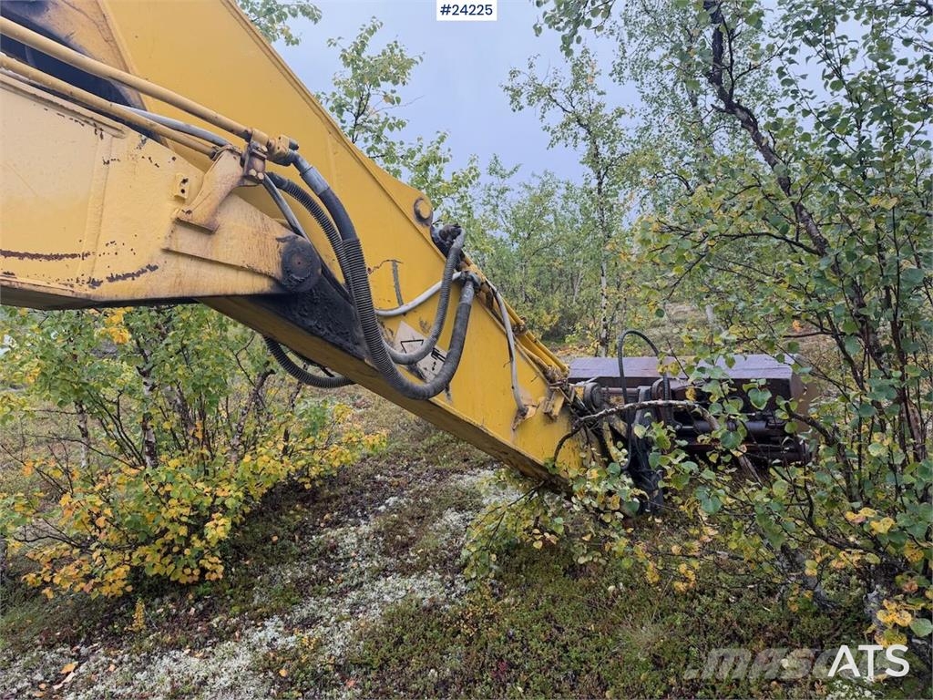 Komatsu PC240LC-7K excavator w/ 2 buckets – prepared for m Εκσκαφείς με ερπύστριες