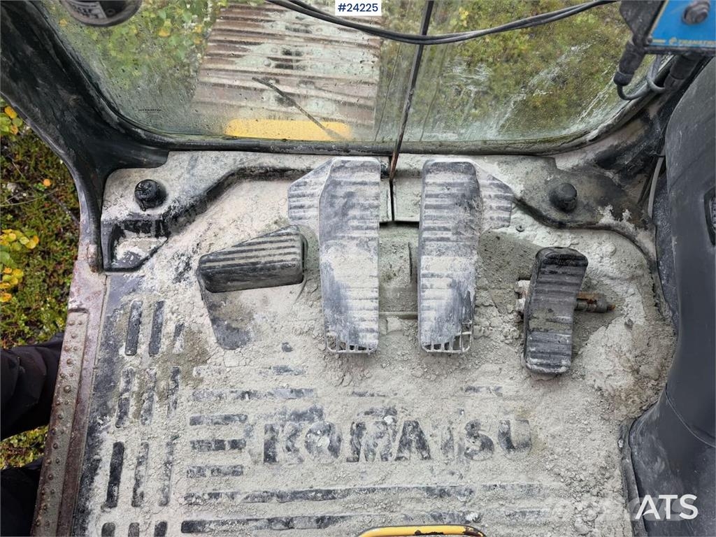 Komatsu PC240LC-7K excavator w/ 2 buckets – prepared for m Εκσκαφείς με ερπύστριες
