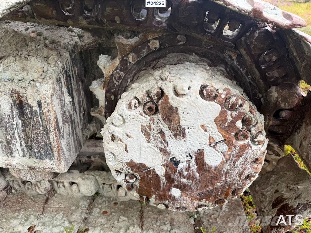Komatsu PC240LC-7K excavator w/ 2 buckets – prepared for m Εκσκαφείς με ερπύστριες